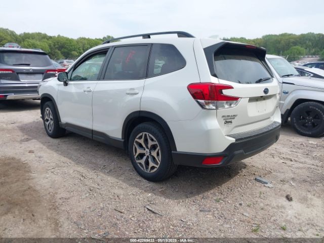 JF2SKAEC7KH586312 Subaru Forester Premium