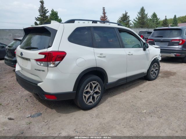 JF2SKAEC7KH586312 Subaru Forester Premium