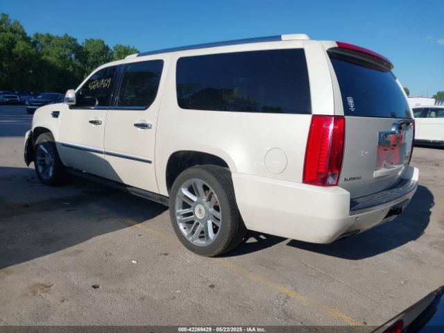2013 CADILLAC ESCALADE ESV 1GYS4KEF2DR153626 Photo 2