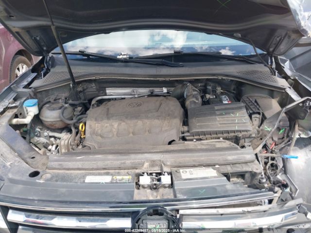 3VV2B7AX7LM113597 Volkswagen Tiguan 2.0t Se/2.0t Se R-line Black/2.0t Sel