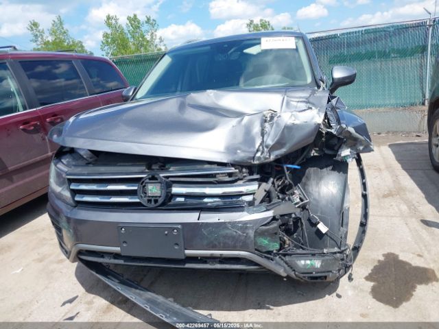 3VV2B7AX7LM113597 Volkswagen Tiguan 2.0t Se/2.0t Se R-line Black/2.0t Sel