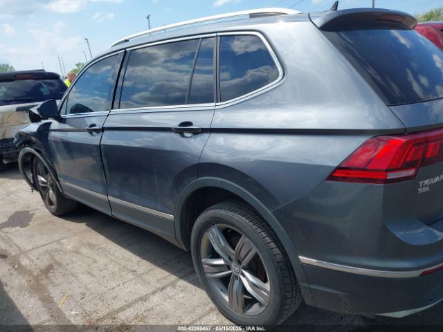 3VV2B7AX7LM113597 Volkswagen Tiguan 2.0t Se/2.0t Se R-line Black/2.0t Sel