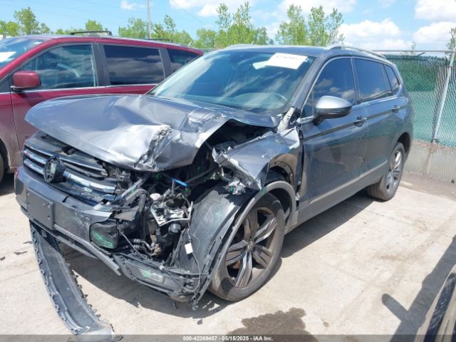 3VV2B7AX7LM113597 Volkswagen Tiguan 2.0t Se/2.0t Se R-line Black/2.0t Sel