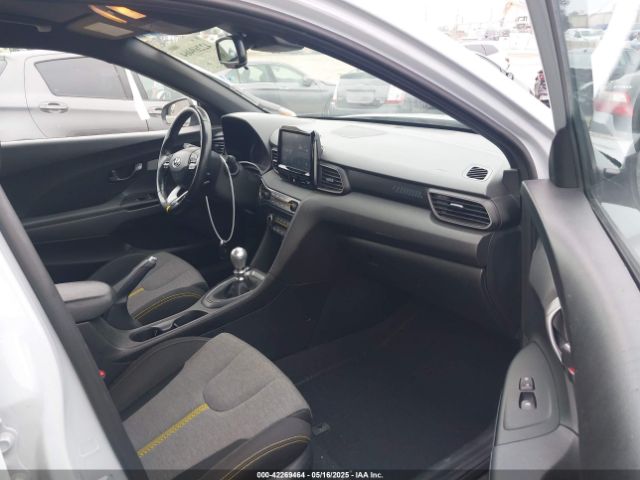 2019 HYUNDAI VELOSTER KMHTH6ABXKU007246 Photo 4