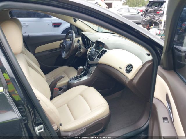 1G1PE5SB1E7392067 Chevrolet Cruze 2lt Auto