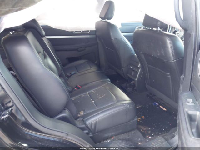 1FM5K8D85JGC21810 Ford EXPLORER XLT