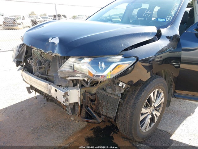 5N1DR2MN8JC670870 Nissan Pathfinder Sv