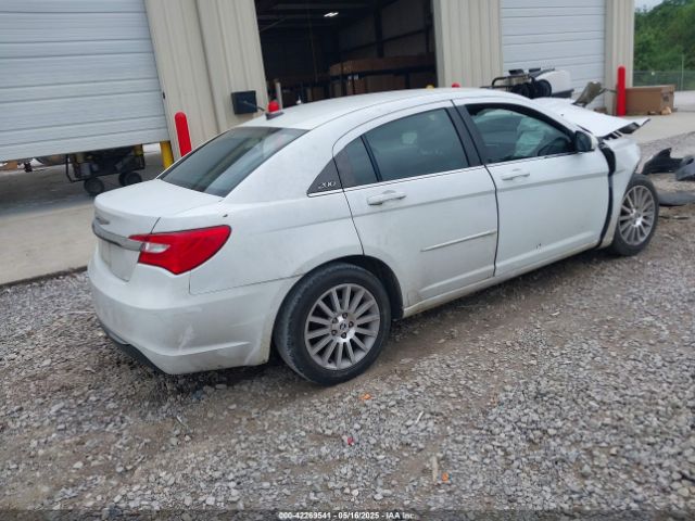 2013 CHRYSLER 200 1C3CCBBB1DN639676 Photo 3