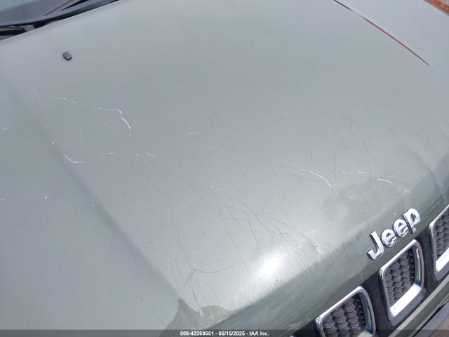 3C4NJDBB9JT112387 Jeep Compass