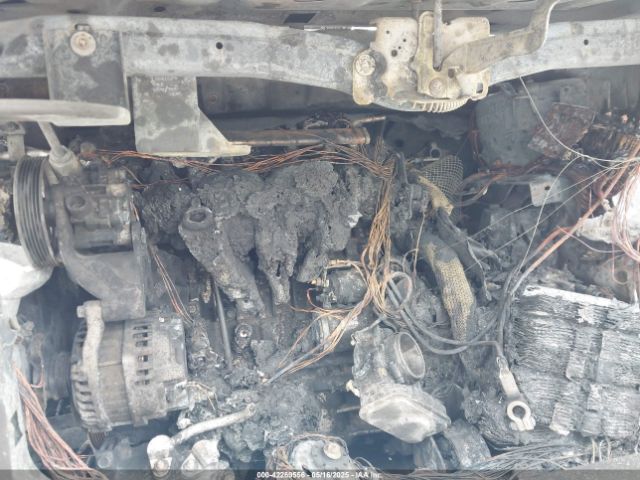 1C4NJDBB9ED565534 Jeep 2014