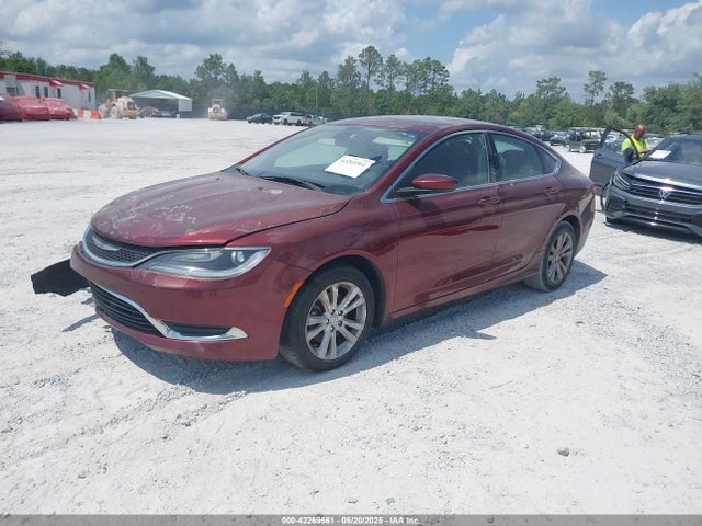 Chrysler 200 Limited 2015 1C3CCCAB3FN687402 Image 2