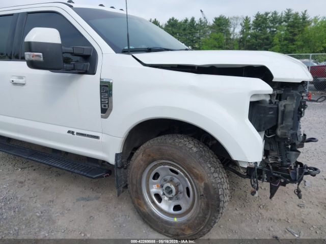 1FT7W2BT1NEE27715 Ford F-250 Lariat