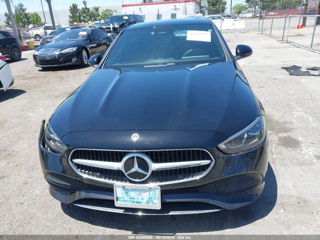 W1KAF4GB8NR066743 Mercedes-Benz m264