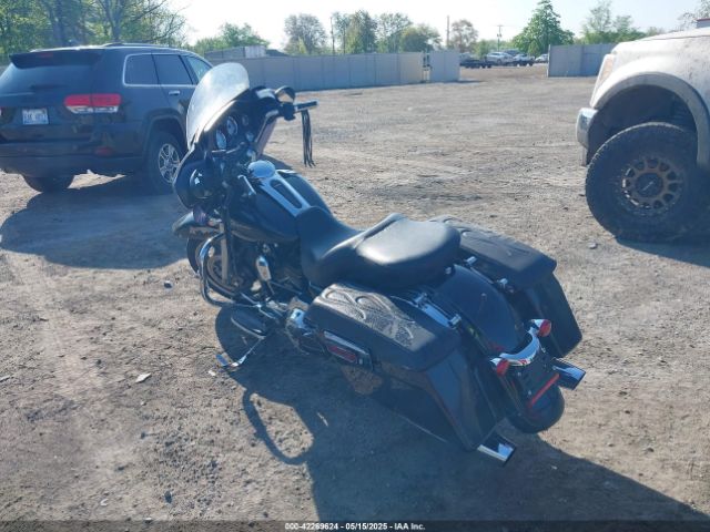 2013 HARLEY-DAVIDSON FLHX 1HD1KBM17DB690240 Photo 2