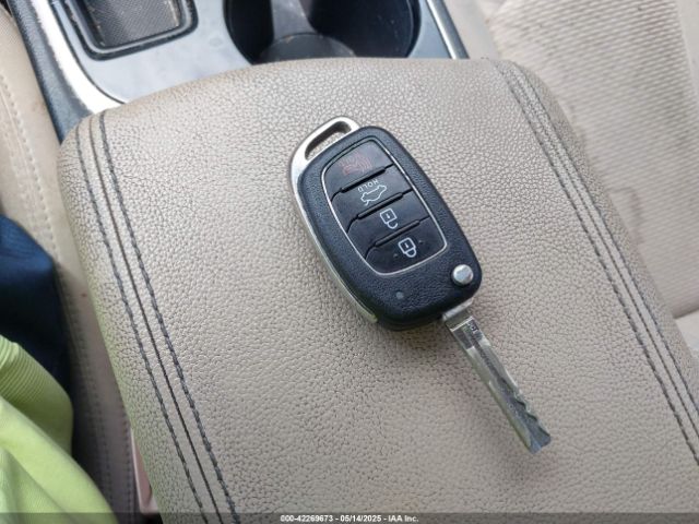 5NPE24AF4JH640839 Hyundai SONATA SE