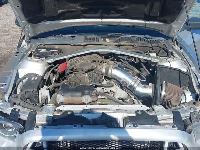 1ZVBP8EM7E5205630 Ford Mustang V6