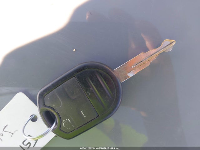 1ZVBP8EM7E5205630 Ford Mustang V6