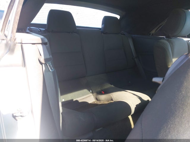 1ZVBP8EM7E5205630 Ford Mustang V6