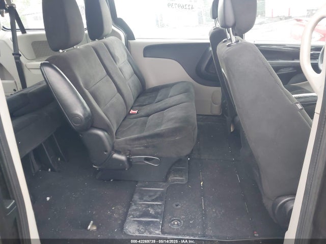 2C4RDGBG5GR124635 Dodge Grand Caravan American Value Pkg