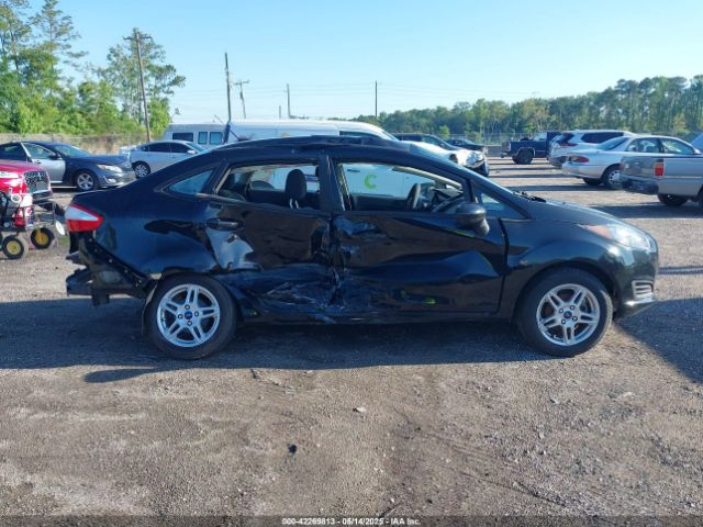 3FADP4BJ2KM159022 Ford FIESTA SE