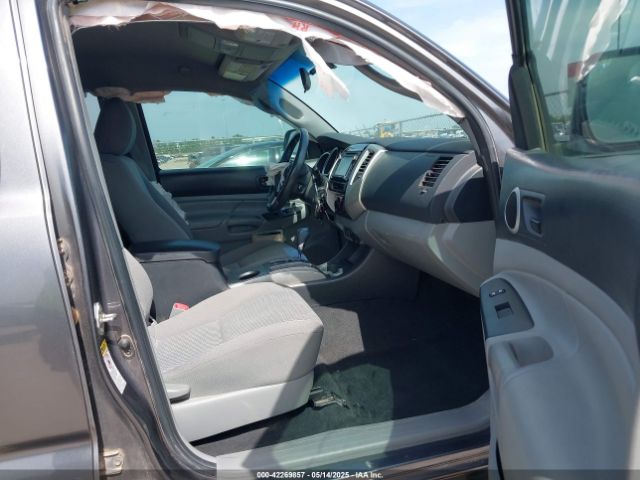 5TFLU4EN5FX122088 Toyota Tacoma Base V6