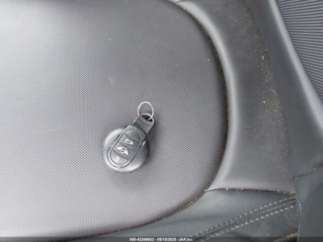 2017 MINI CONVERTIBLE WMWWG9C39H3D22503 Photo 10