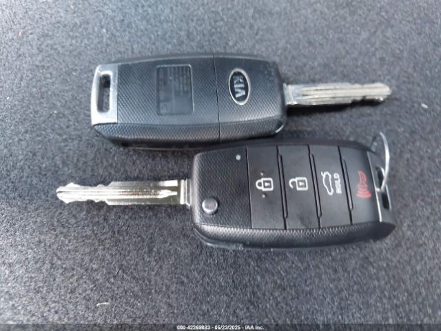KNAFK4A61G5612426 KIA FORTE LX
