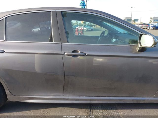 4T1G11AK8LU965621 Toyota CAMRY SE
