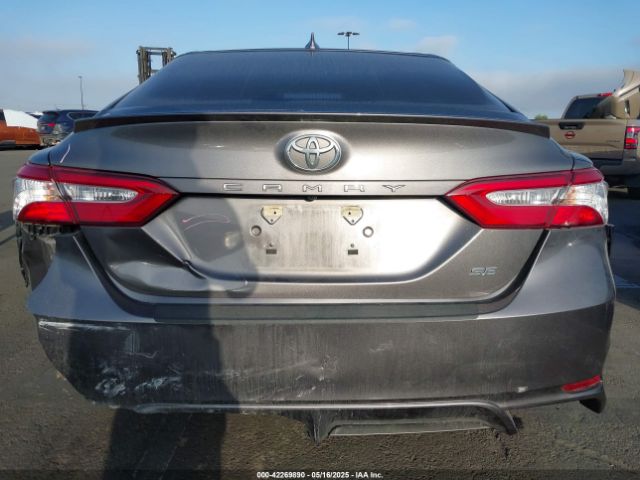 4T1G11AK8LU965621 Toyota CAMRY SE