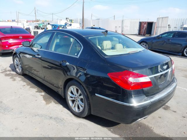 2013 HYUNDAI GENESIS KMHGC4DD2DU241594 Photo 2