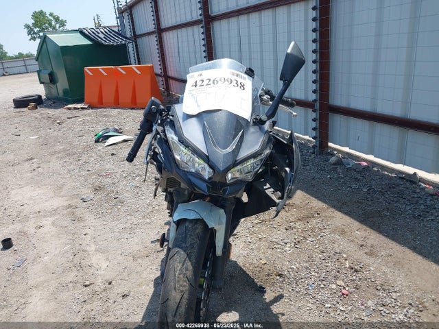 ML5EXEN18NDA63876 Kawasaki Ninja 650