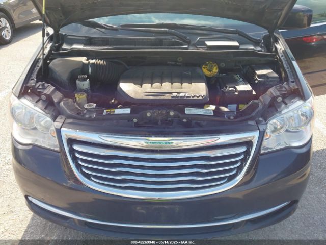 2C4RC1AG9FR741696 Chrysler Town & Country Lx