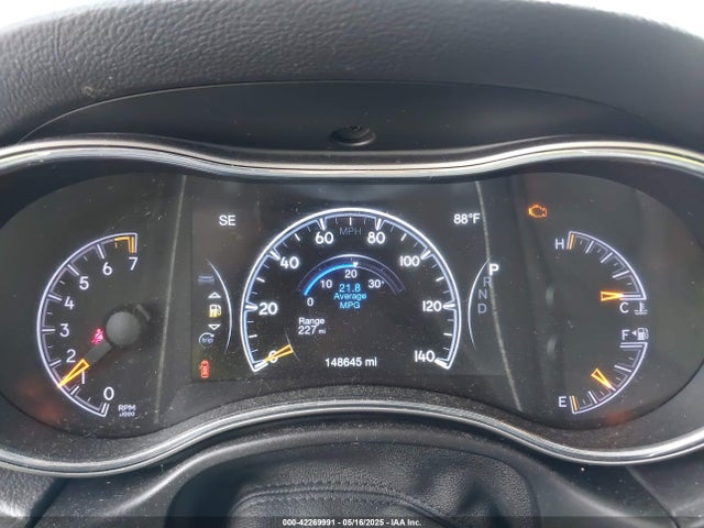 1C4RJEAG9JC412236 Jeep Grand Cherokee Laredo E 4x2