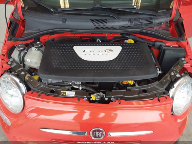 2017 FIAT 500E 3C3CFFGE2HT546074 Photo 9