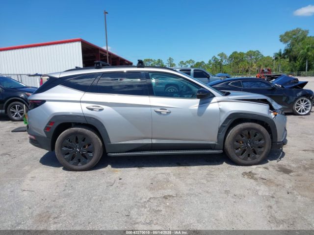 KM8JFCAEXPU261133 Hyundai Tucson Xrt
