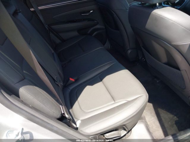 KM8JFCAEXPU261133 Hyundai Tucson Xrt