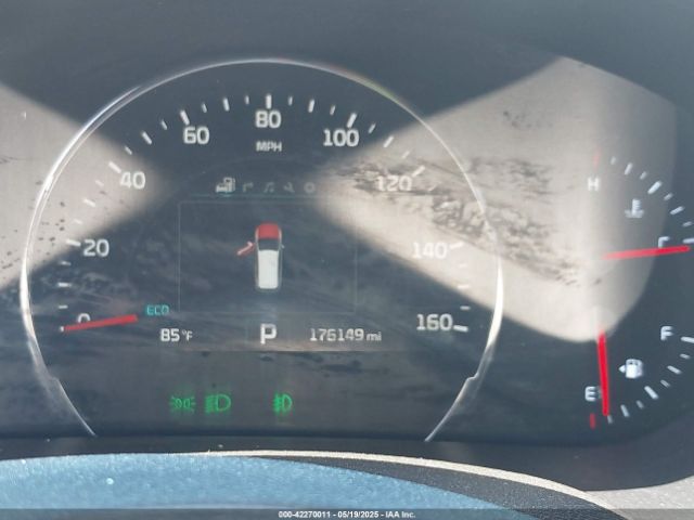 5XYPK4A52GG081811 KIA Sorento 3.3l Sx
