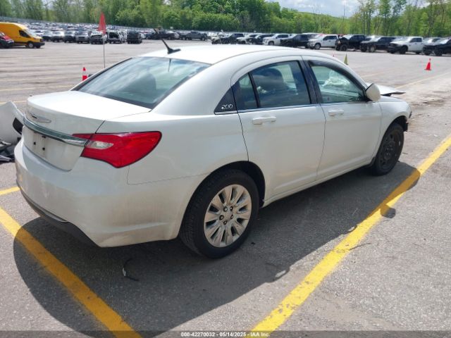 2012 CHRYSLER 200 1C3CCBAB6CN296542 Photo 3
