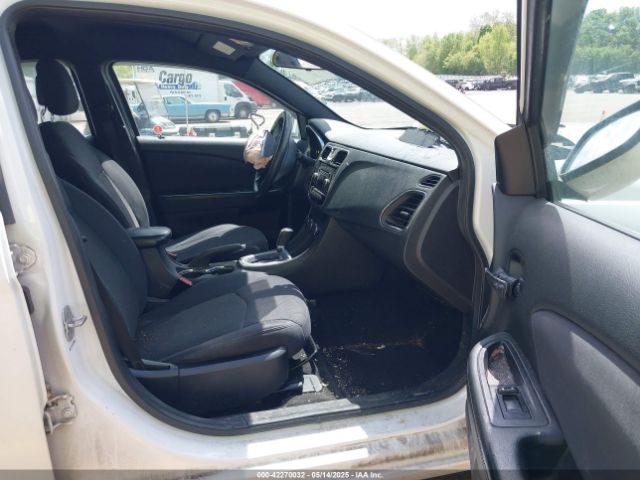 2012 CHRYSLER 200 1C3CCBAB6CN296542 Photo 4