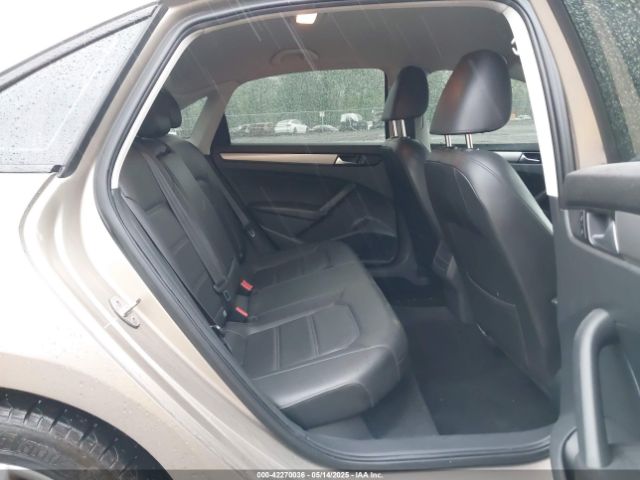 1VWAT7A30FC051662 Volkswagen Passat 1.8t Wolfsburg Edition