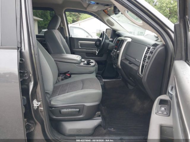 3C6RR7LT9JG176304 RAM 1500