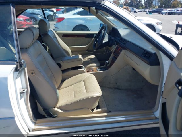 1994 MERCEDES-BENZ E WDBEA66E8RC129851 Photo 4