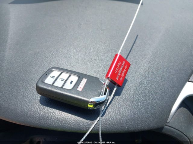 3HGGK5H86KM750391 Honda FIT EX