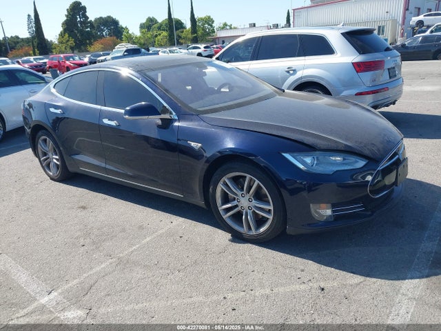 2013 TESLA MODEL S 5YJSA1CNXDFP06063 Photo 0