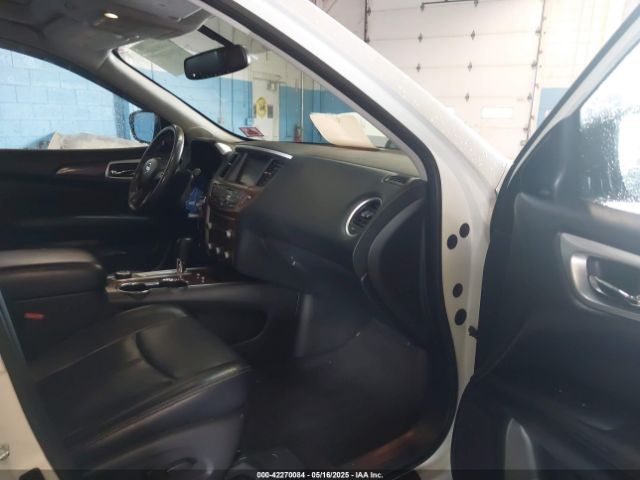 5N1DR2MM6HC668911 Nissan Pathfinder Platinum