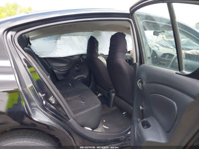 3N1CN7AP7FL835711 Nissan Versa 1.6 S+