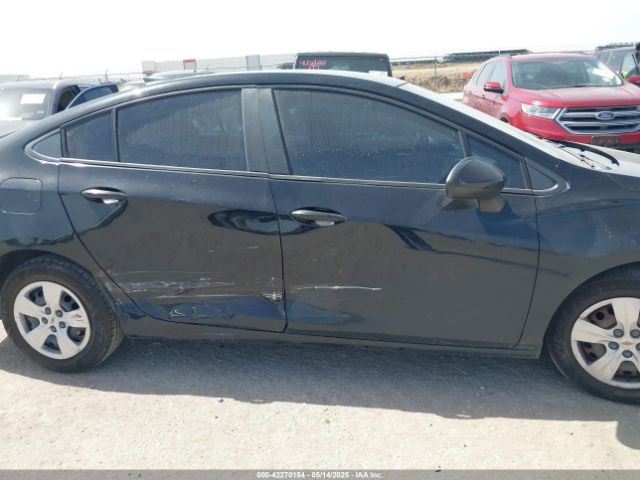 1G1BC5SM0J7138586 Chevrolet Cruze Ls Auto
