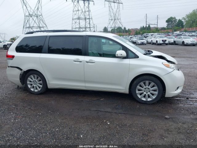 5TDDK3DC4ES081882 Toyota Sienna Xle/limited