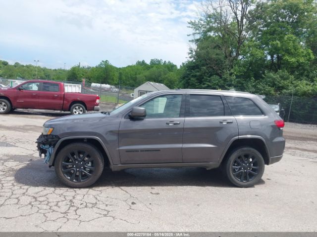 1C4RJFAG6MC774728 Jeep Grand Cherokee Laredo X 4x4