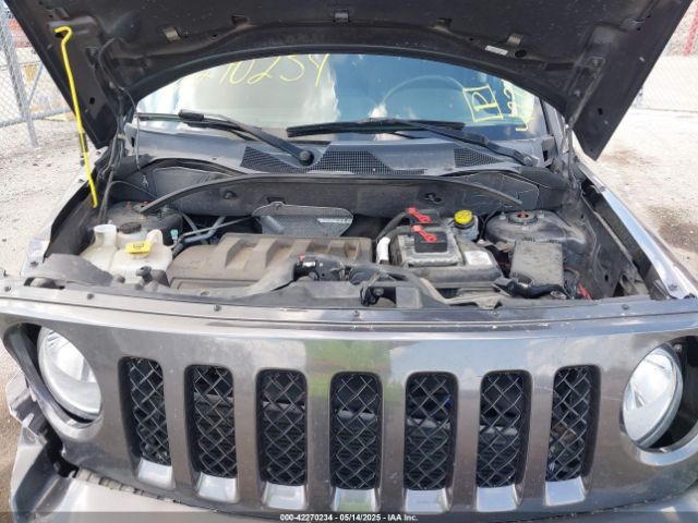 1C4NJRFB2ED852303 Jeep Patriot Latitude